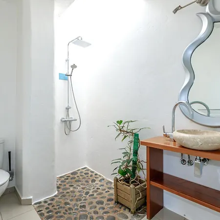 Вилла Luxus Mit 5 Schlafzimmern, Heated Pool, Ps4, Fitnessraum Табайеско