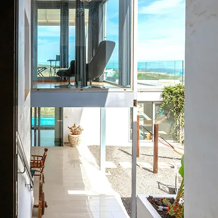 Sea View Mit 5 Schlafzimmern, Heated Pool, Ps4, Fitnessraum Vila Tabayesco